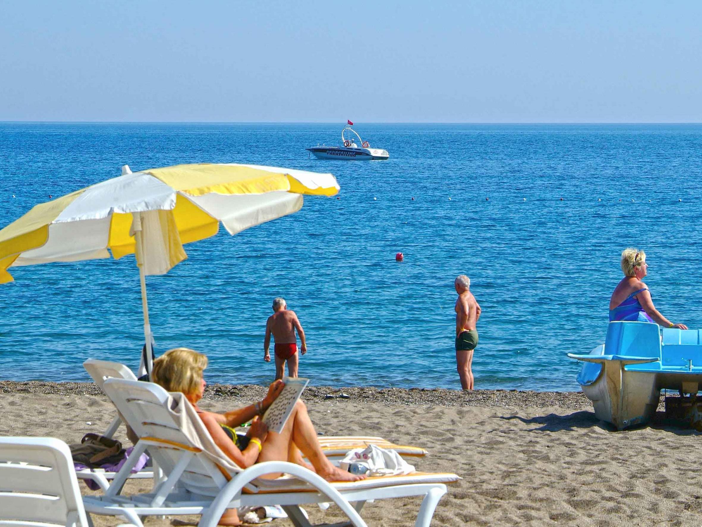 Gardenia Beach Hotel Окурджалар Екстериор снимка