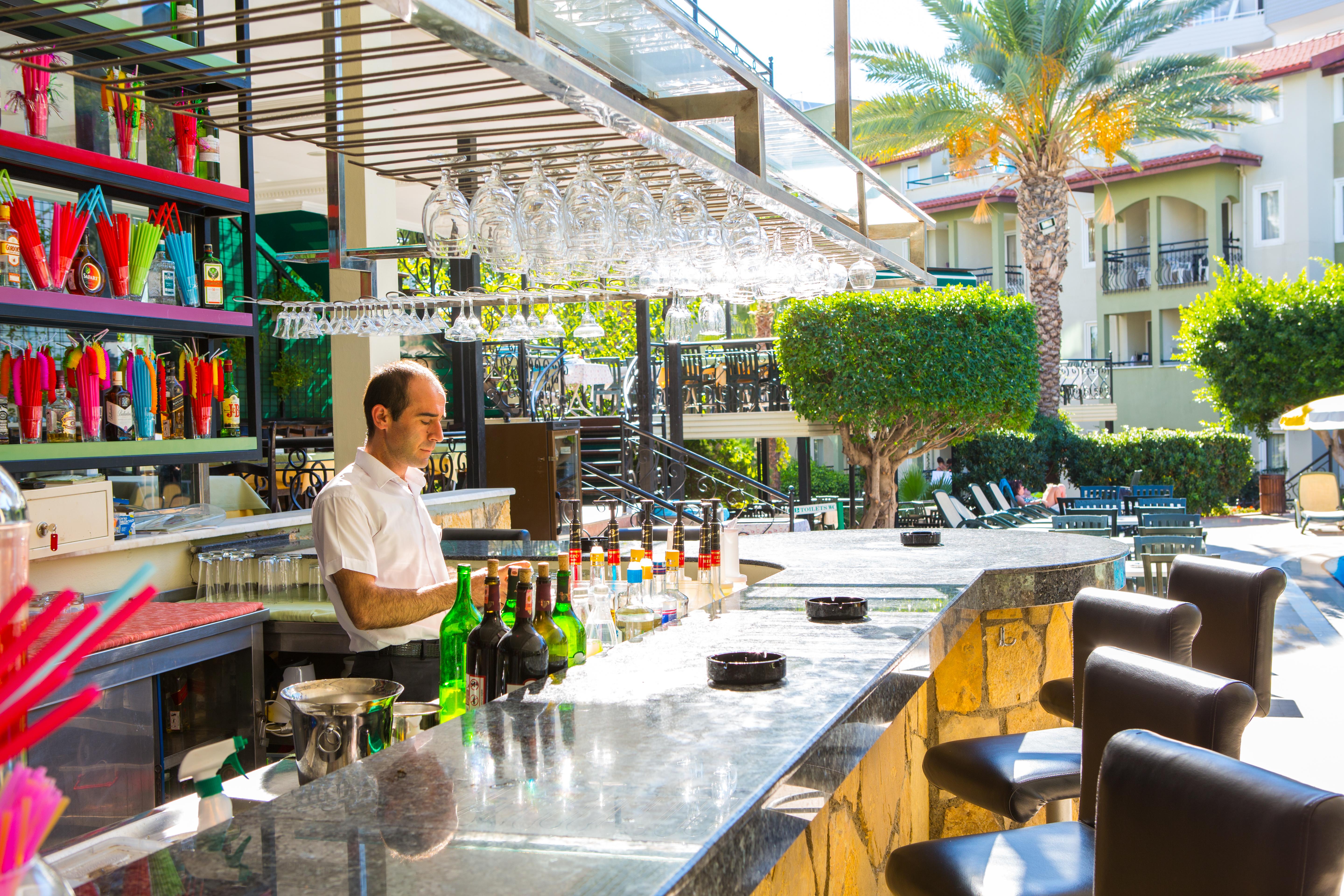 Gardenia Beach Hotel Окурджалар Екстериор снимка