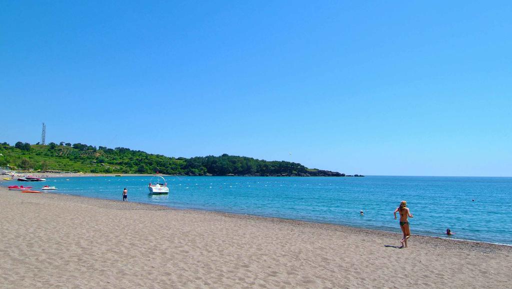 Gardenia Beach Hotel Окурджалар Екстериор снимка